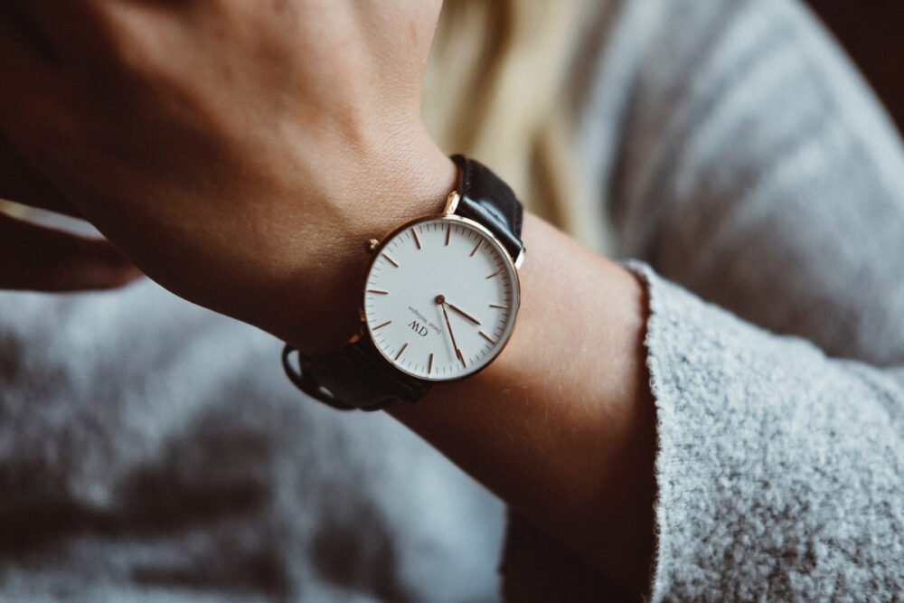 Minimal Watch - Image 2